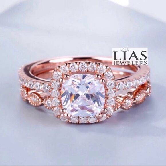Jewelry - New 18k rose gold wedding ring set